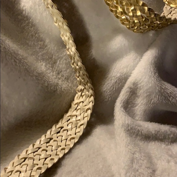 Braided Golden Belt - Excellent Condition - 42 in - Picture 4 of 6